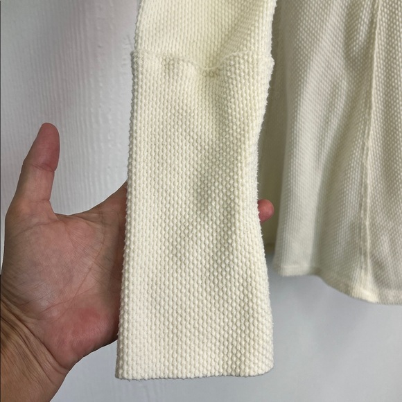 Free People - We The Free Made Of Dreams Ivory Thermal Half Button Blouse Large - Picture 6 of 13